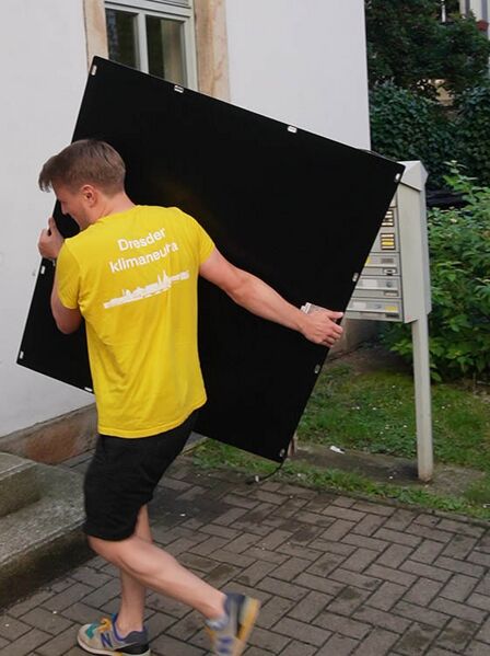 Datei:Balkonkraftwerk-Verlosung DresdenZero.jpg